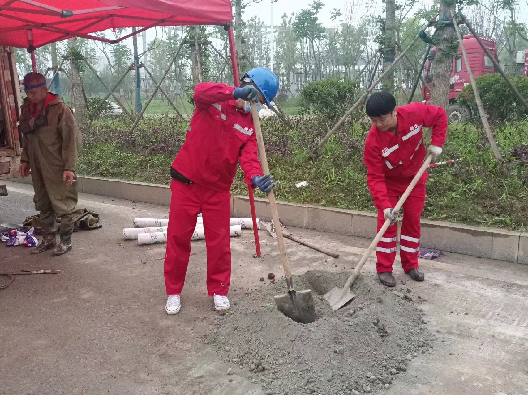 向阳街道管道疏通哪家好】及时进行市政管道清淤